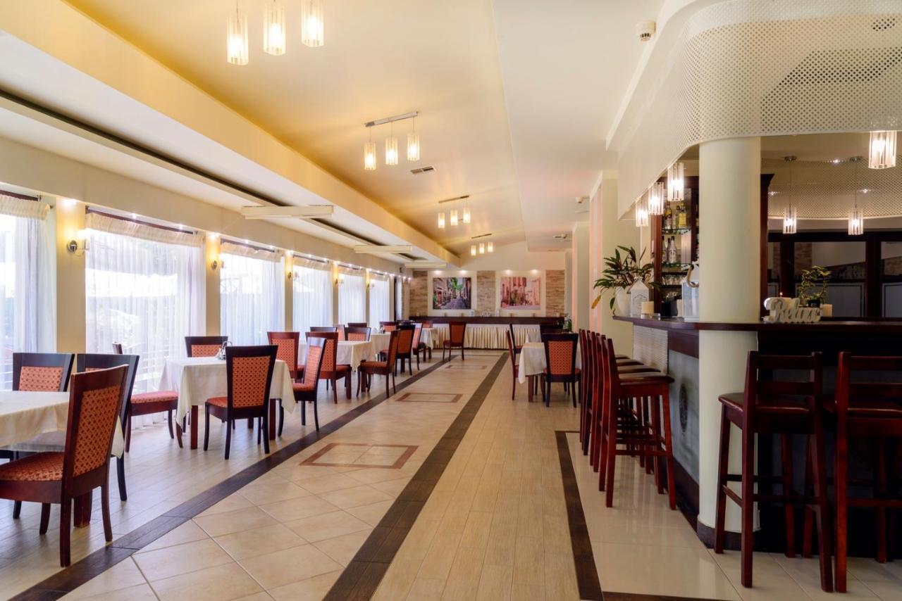 Hotel Relax 케티 외부 사진